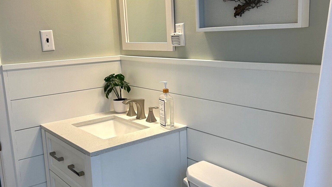 Photo of Bathroom in Gardens