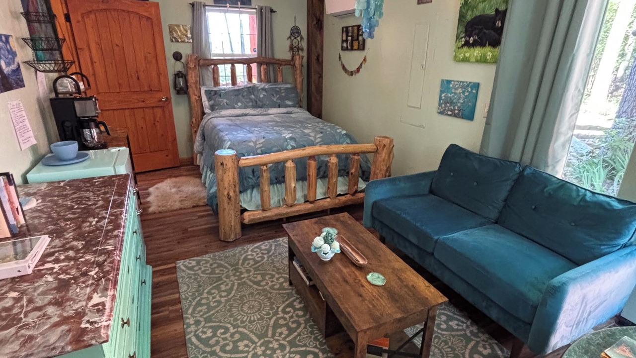 Photo of Livingroom in Eureka Springs