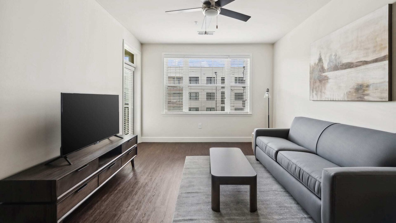 Photo of Livingroom in Southwest Raleigh