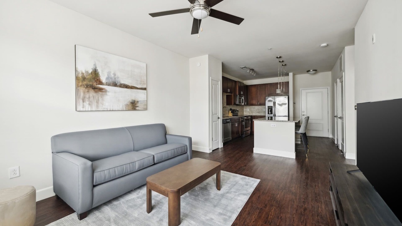 Photo of Livingroom in Southwest Raleigh