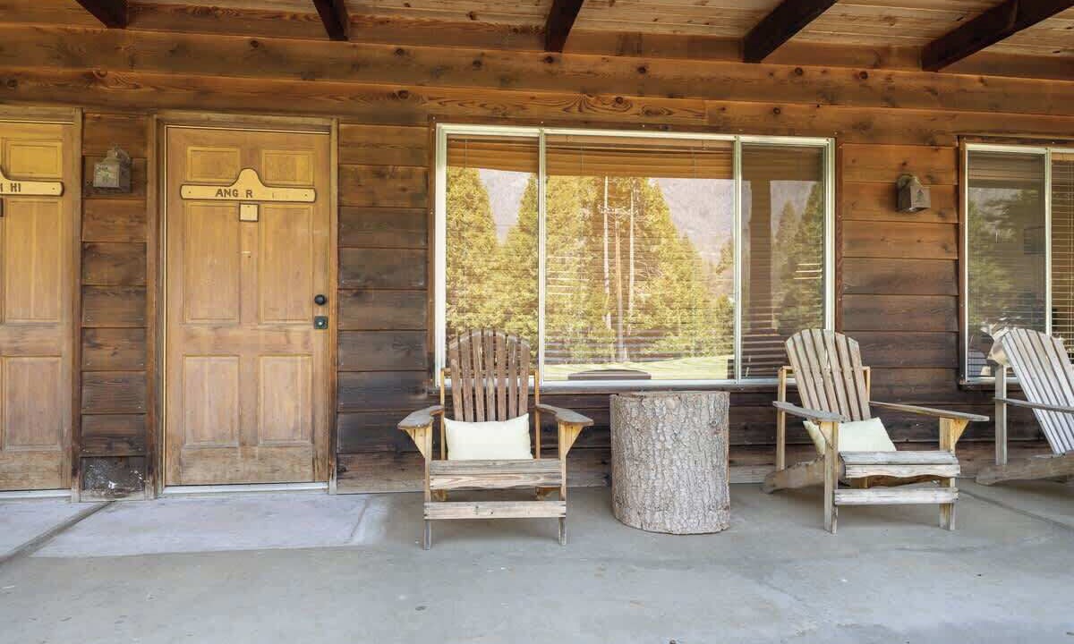 Photo of Bedroom in Springville