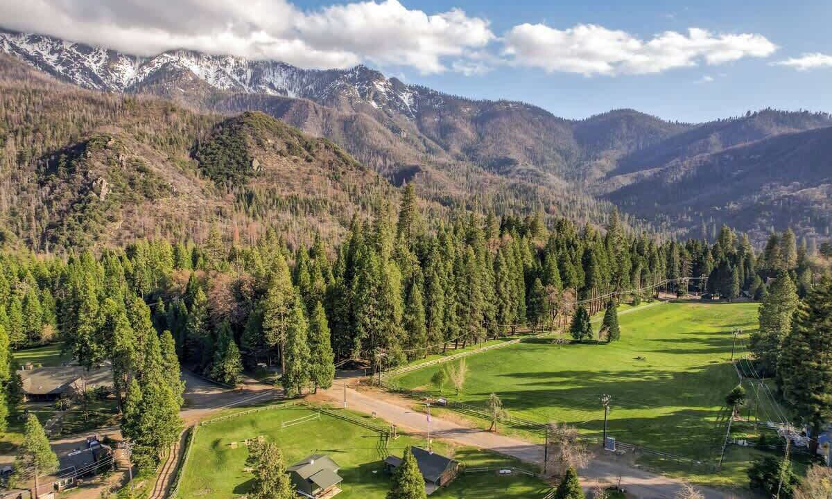 Photo of Outdoor in Springville