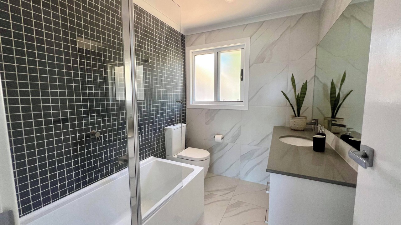 Photo of Bathroom in Emu Bay