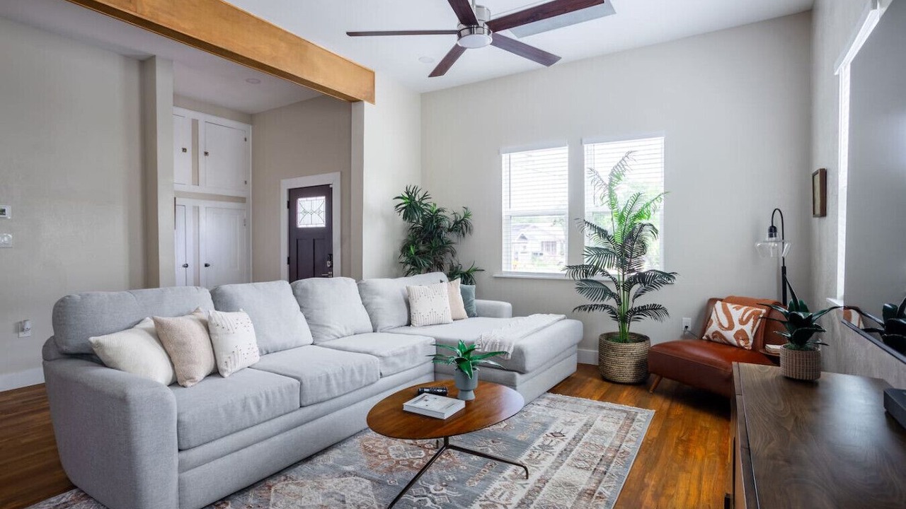 Photo of Livingroom in Eastside Promise Neighborhood