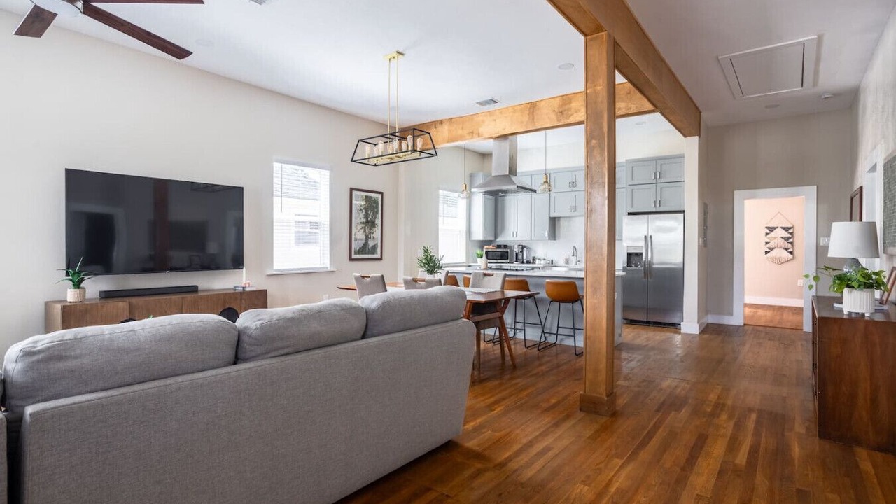 Photo of Livingroom in Eastside Promise Neighborhood