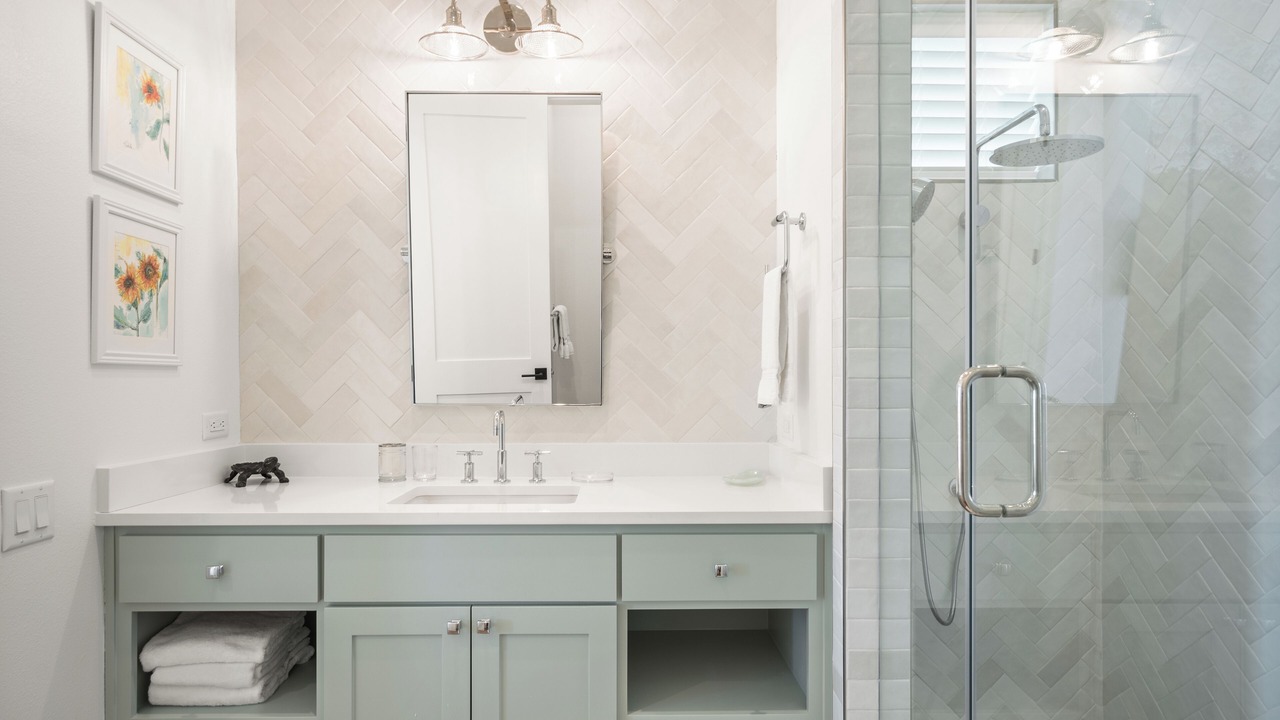 Photo of Bathroom in Cinnamon Shore