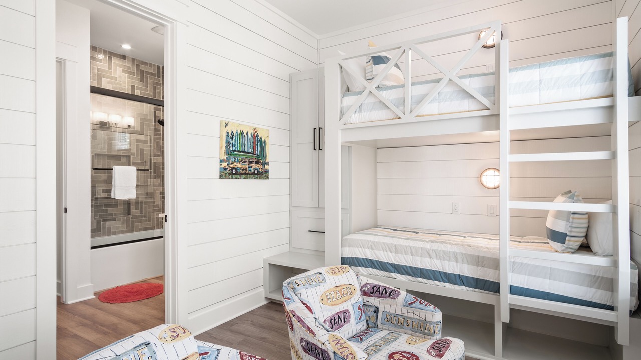 Photo of Bedroom in Cinnamon Shore