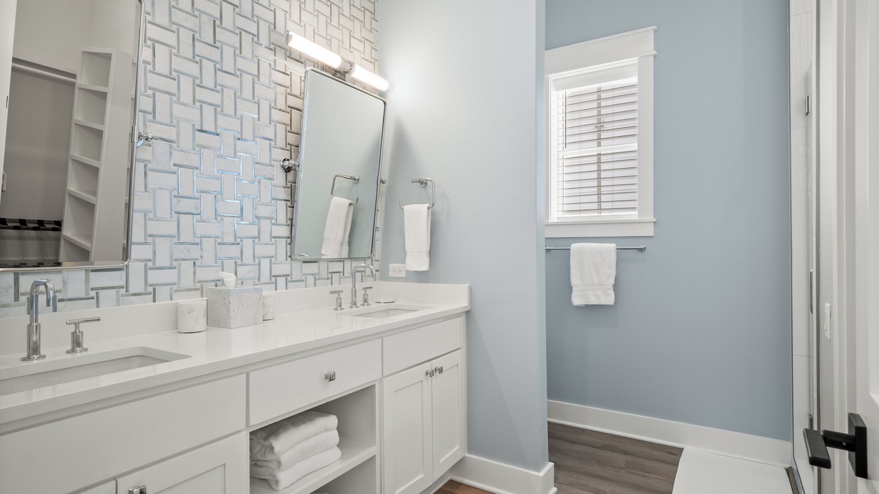 Photo of Bathroom in Cinnamon Shore
