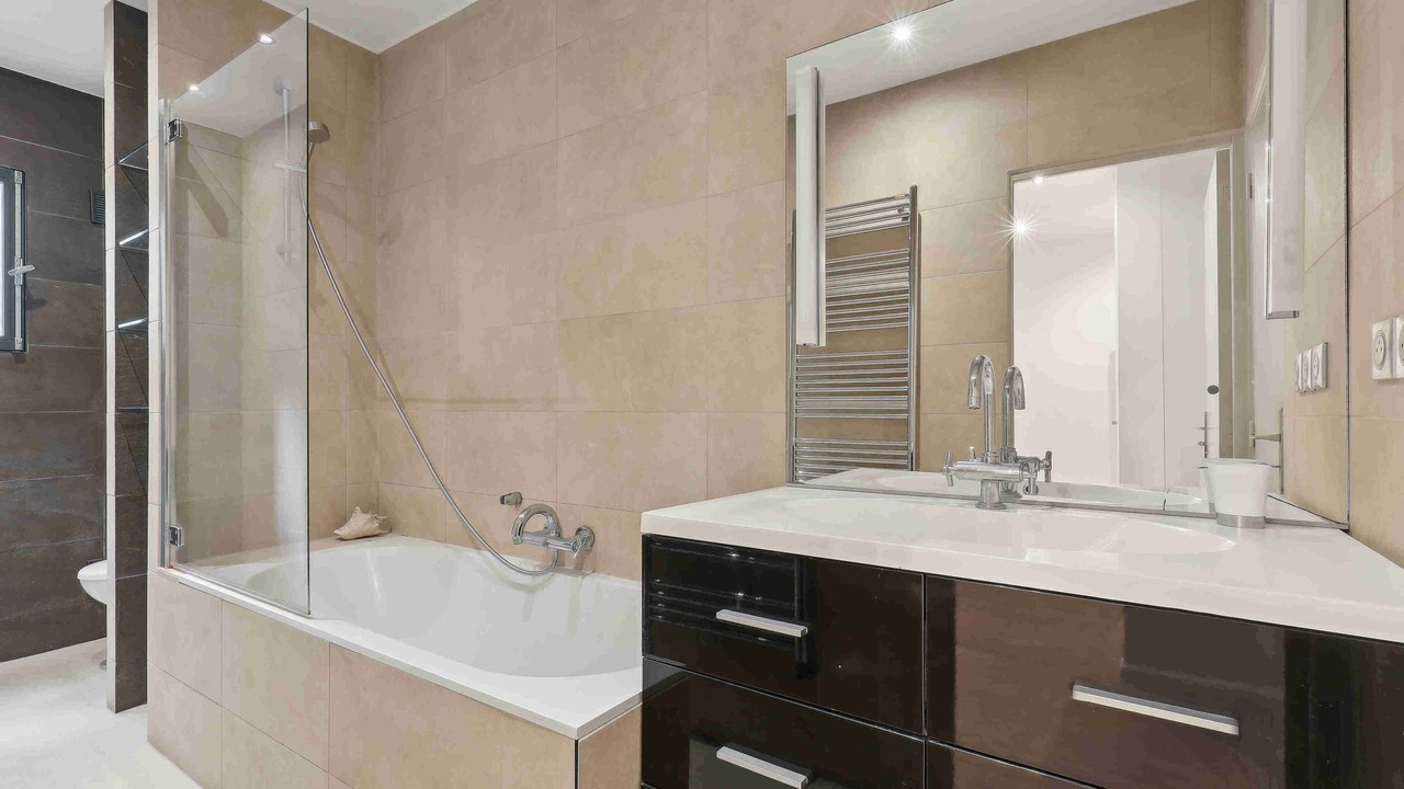 Photo of Bathroom in Passerelle
