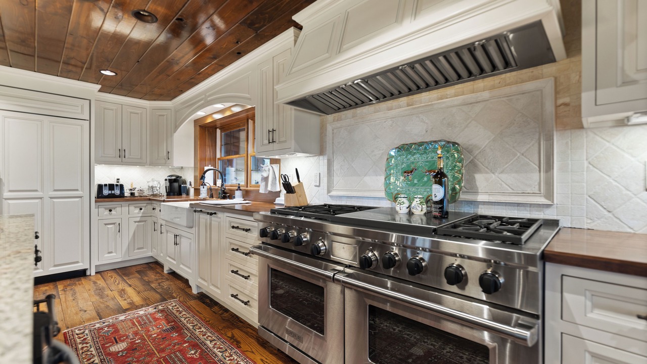 Photo of Kitchen in Versailles