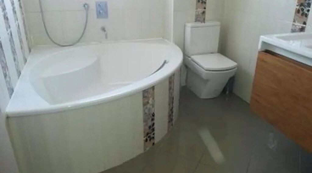 Photo of Bathroom in Saint-Genies-de-Fontedit
