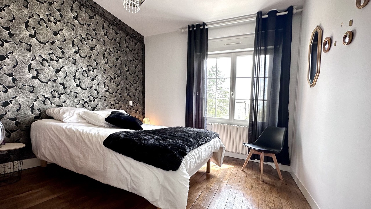 Photo of Bedroom in Villefranche-de-Rouergue