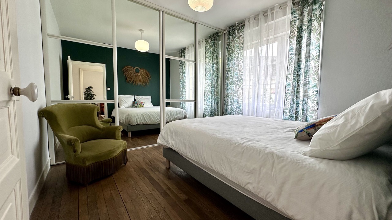 Photo of Bedroom in Villefranche-de-Rouergue