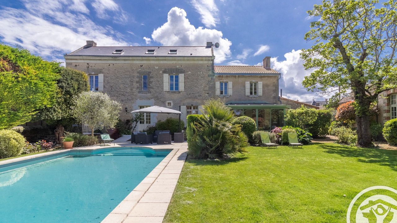Photo of Outdoor in Saint-Georges-sur-Layon