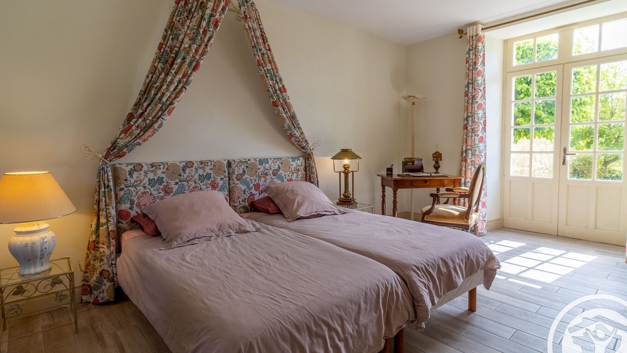 Photo of Bedroom in Saint-Georges-sur-Layon