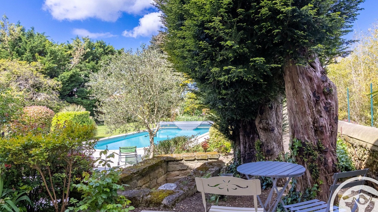 Photo of Outdoor in Saint-Georges-sur-Layon