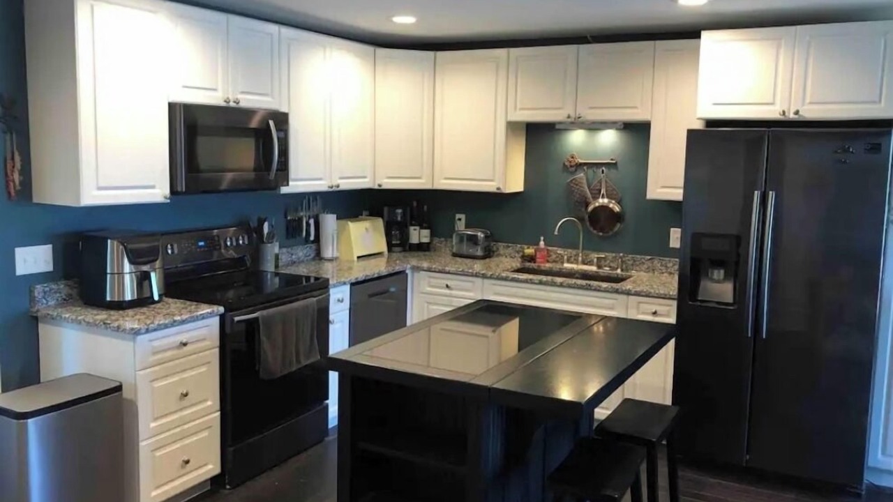 Photo of Kitchen in Maple Lake
