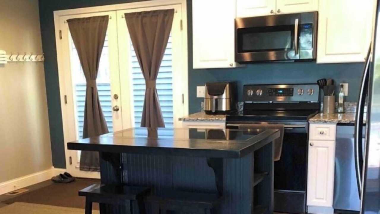 Photo of Kitchen in Maple Lake