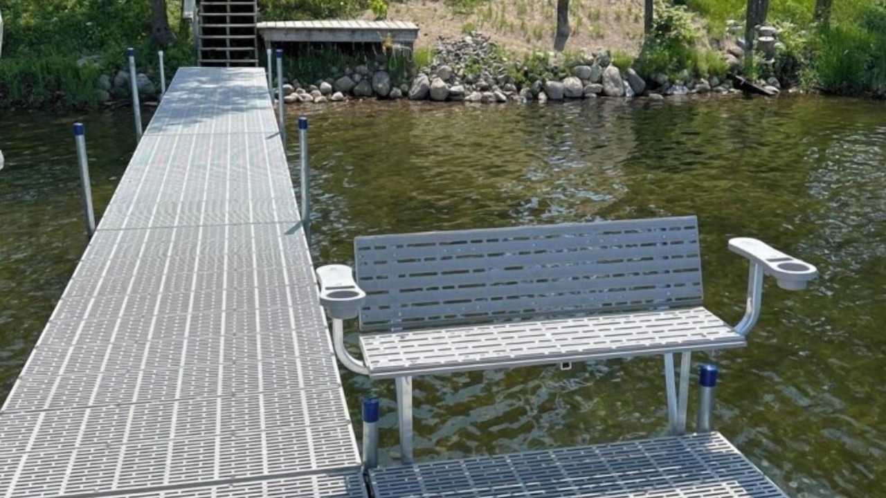 Photo of Outdoor in Maple Lake