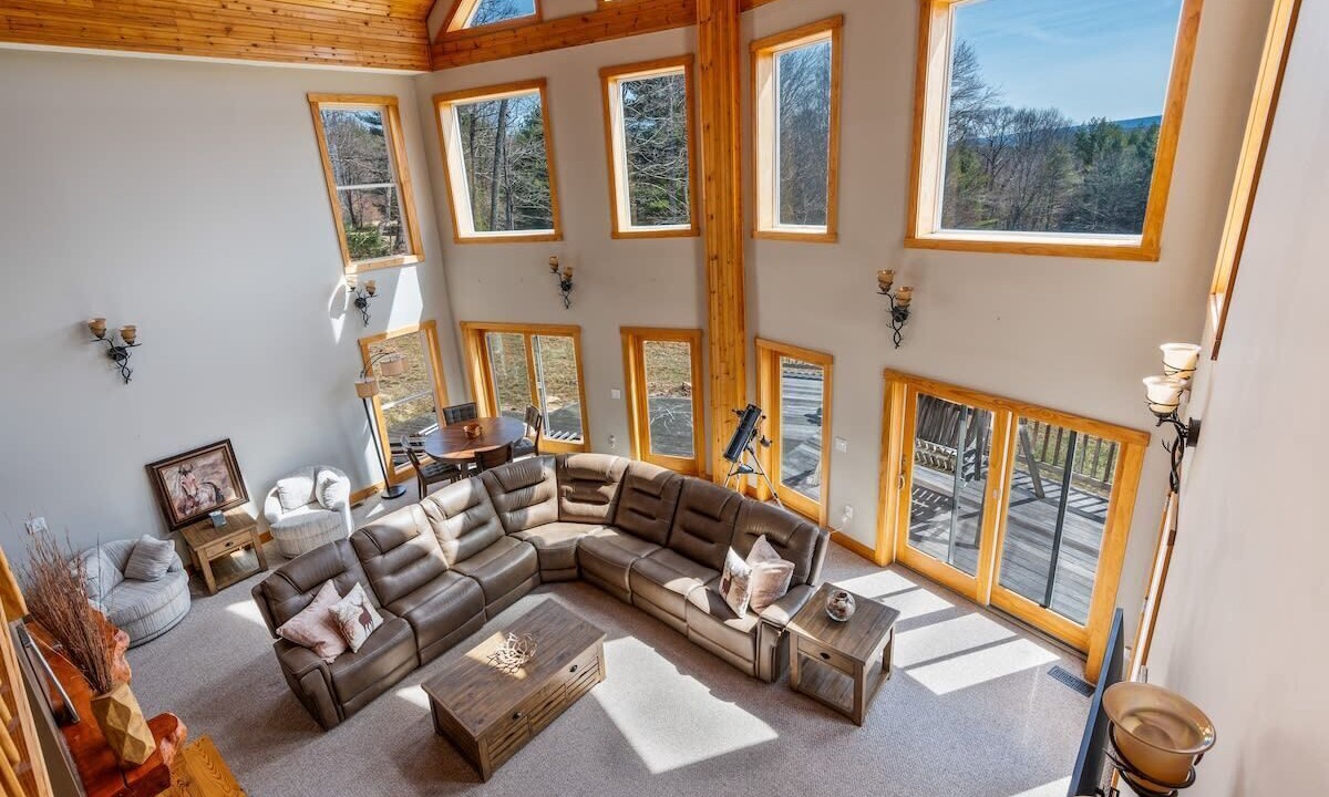 Photo of Livingroom in Ellenville