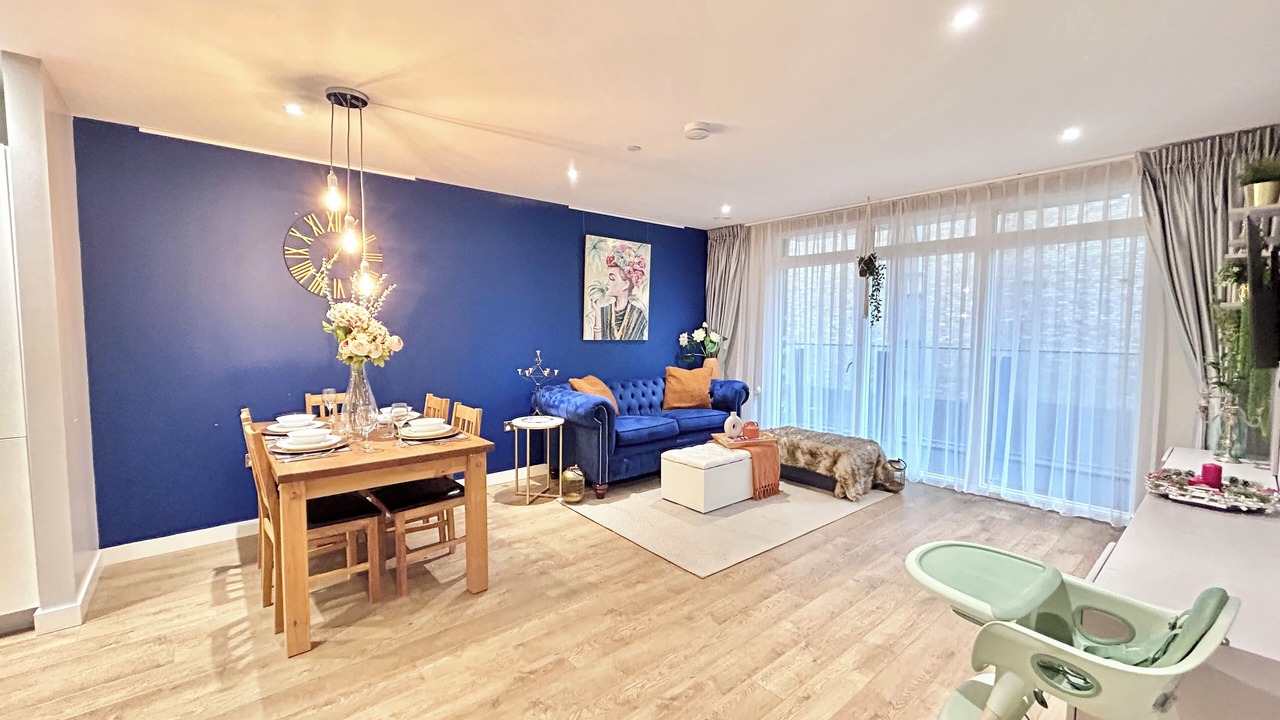 Photo of Livingroom in Lansbury