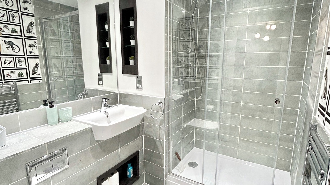 Photo of Bathroom in Lansbury