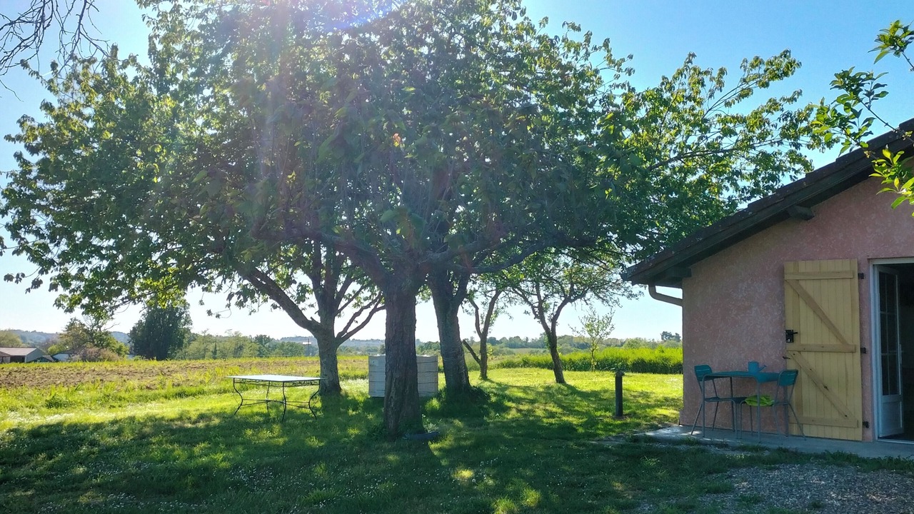 Photo of Outdoor in Larbey