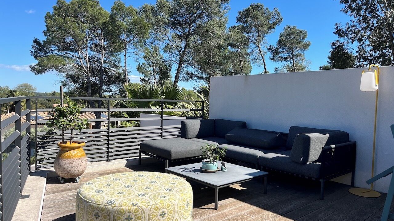 Photo of Patio Balcony in Montaud