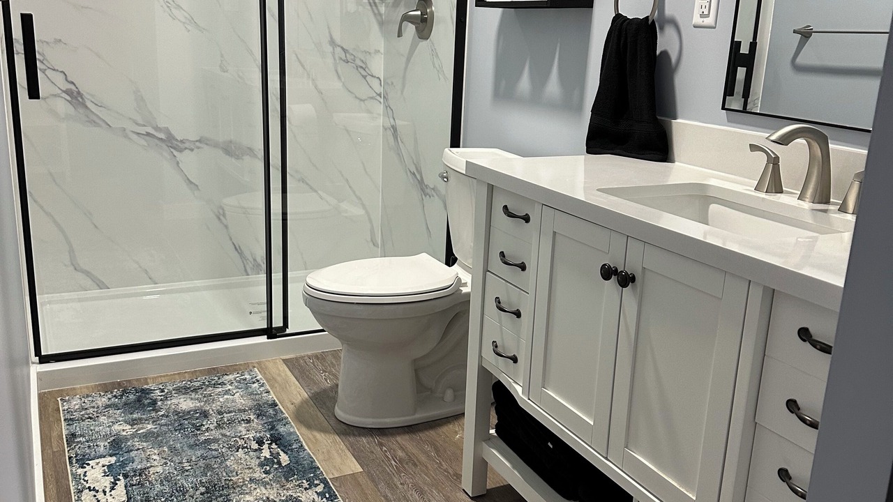 Photo of Bathroom in Port Clinton