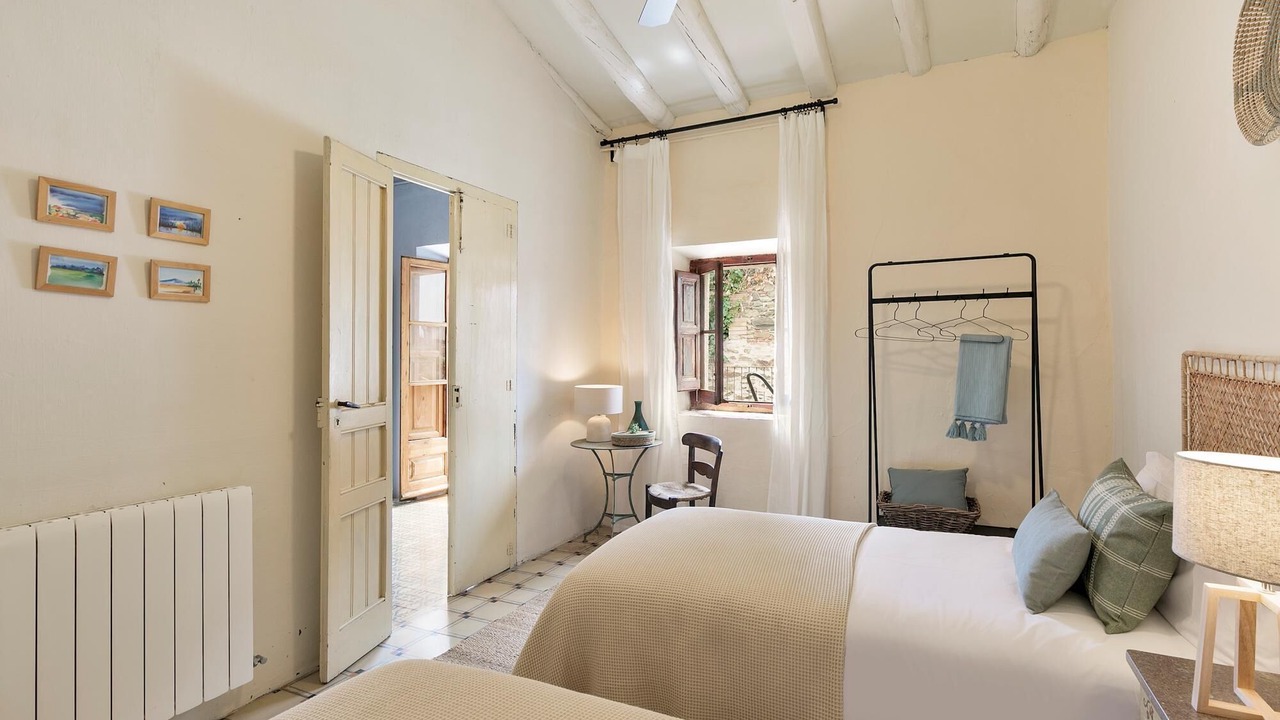 Photo of Bedroom in Garriguella