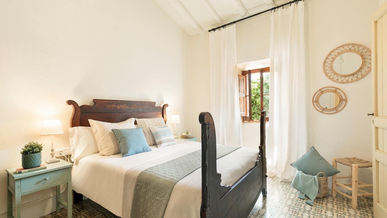 Photo of Bedroom in Garriguella