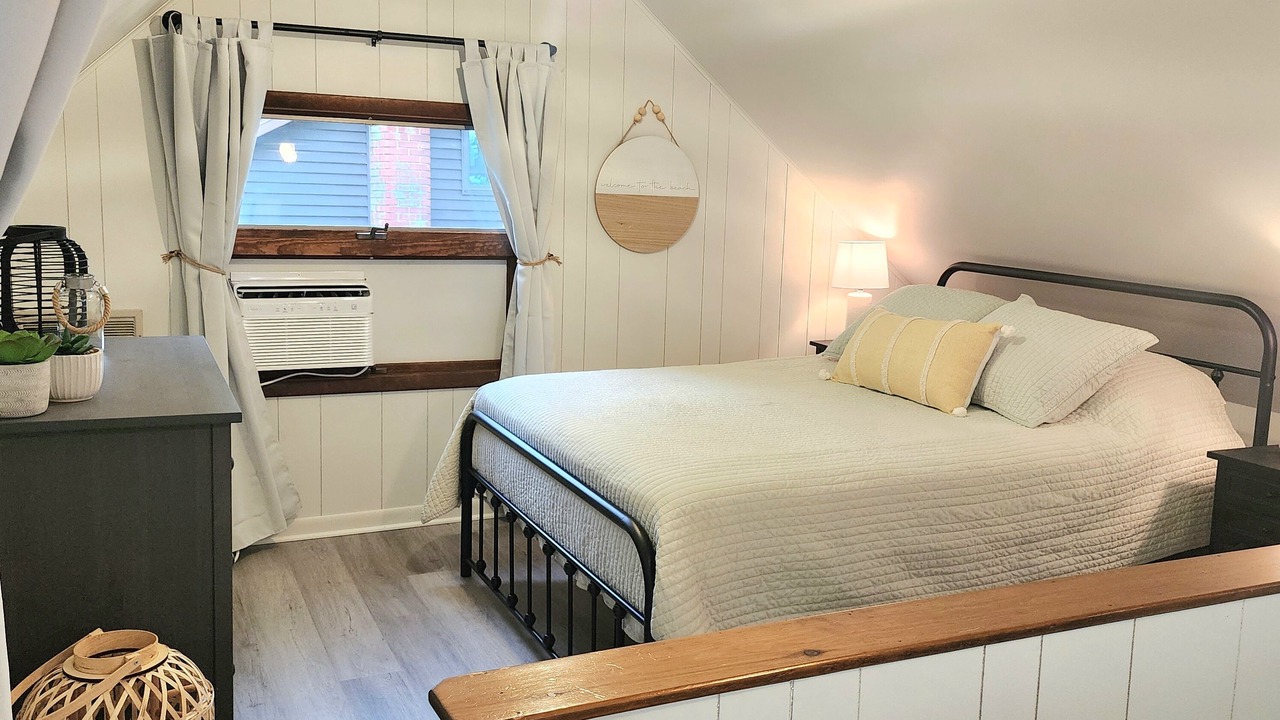 Photo of Bedroom in Coldwater