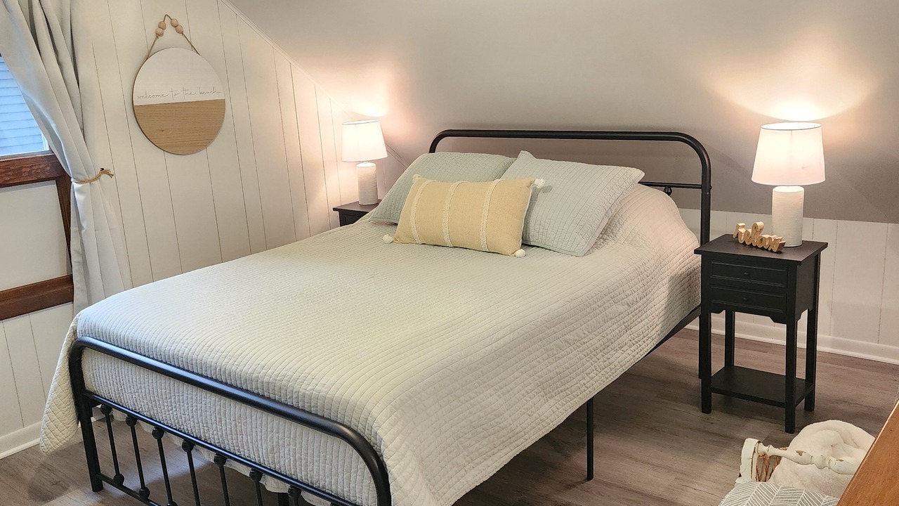 Photo of Bedroom in Coldwater