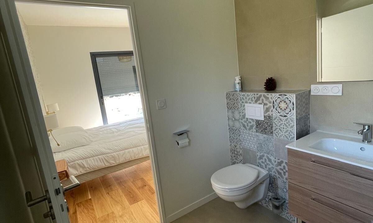 Photo of Bathroom in Soulac-sur-Mer