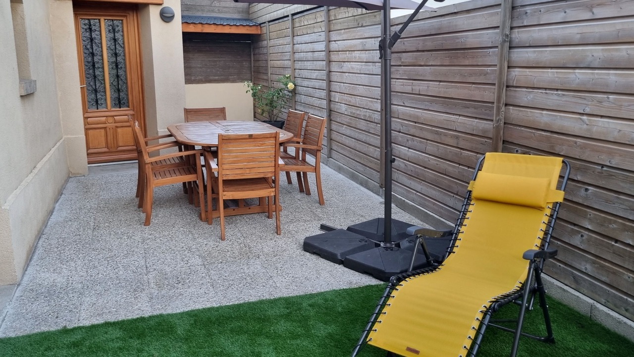 Photo of Outdoor in Eu