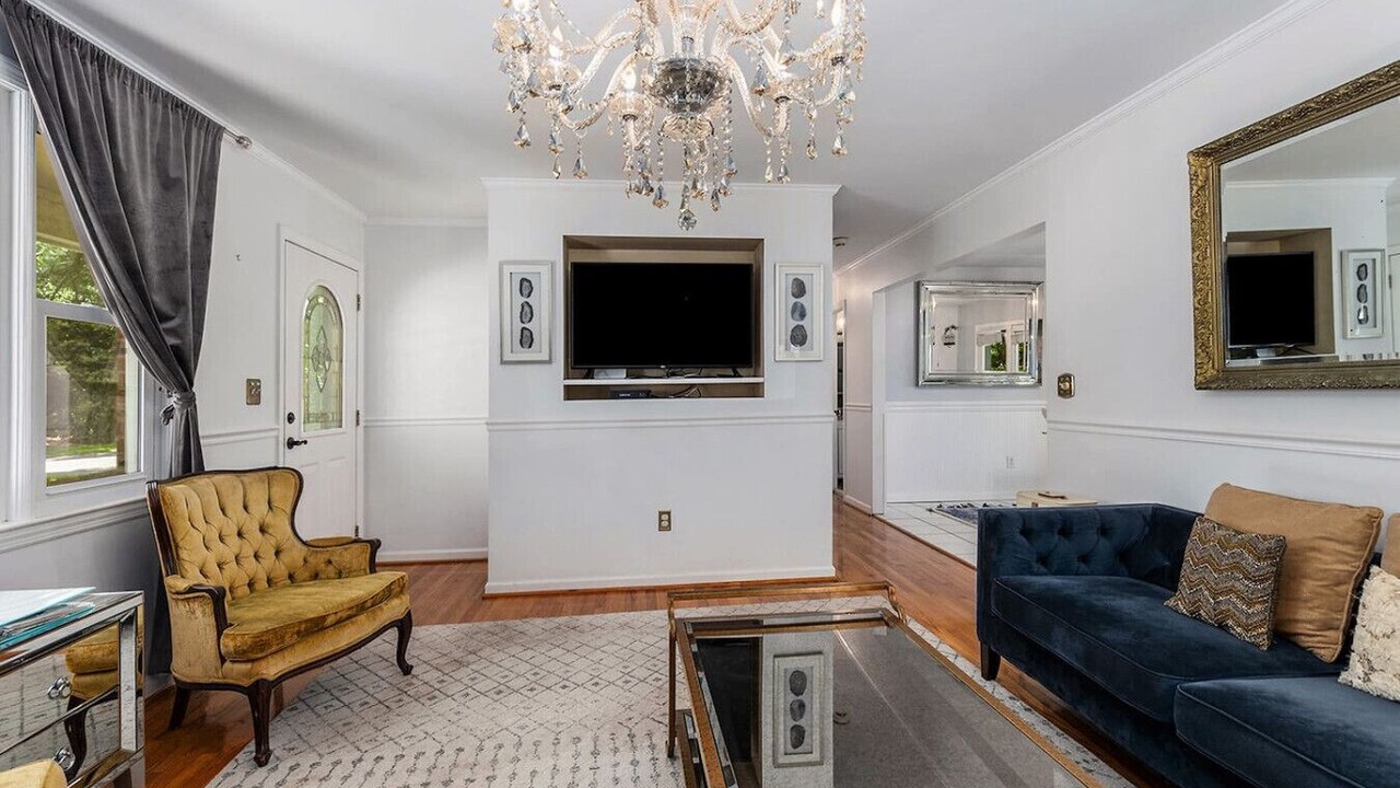 Photo of Livingroom in Charleston