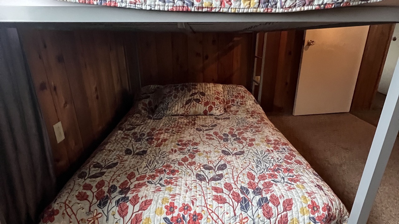 Photo of Bedroom in Granville Summit