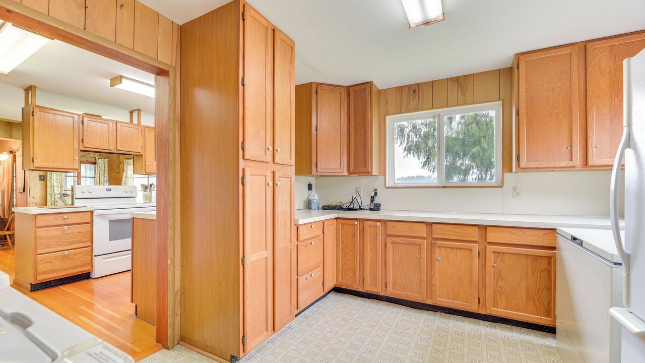 Photo of Kitchen in Grapeview
