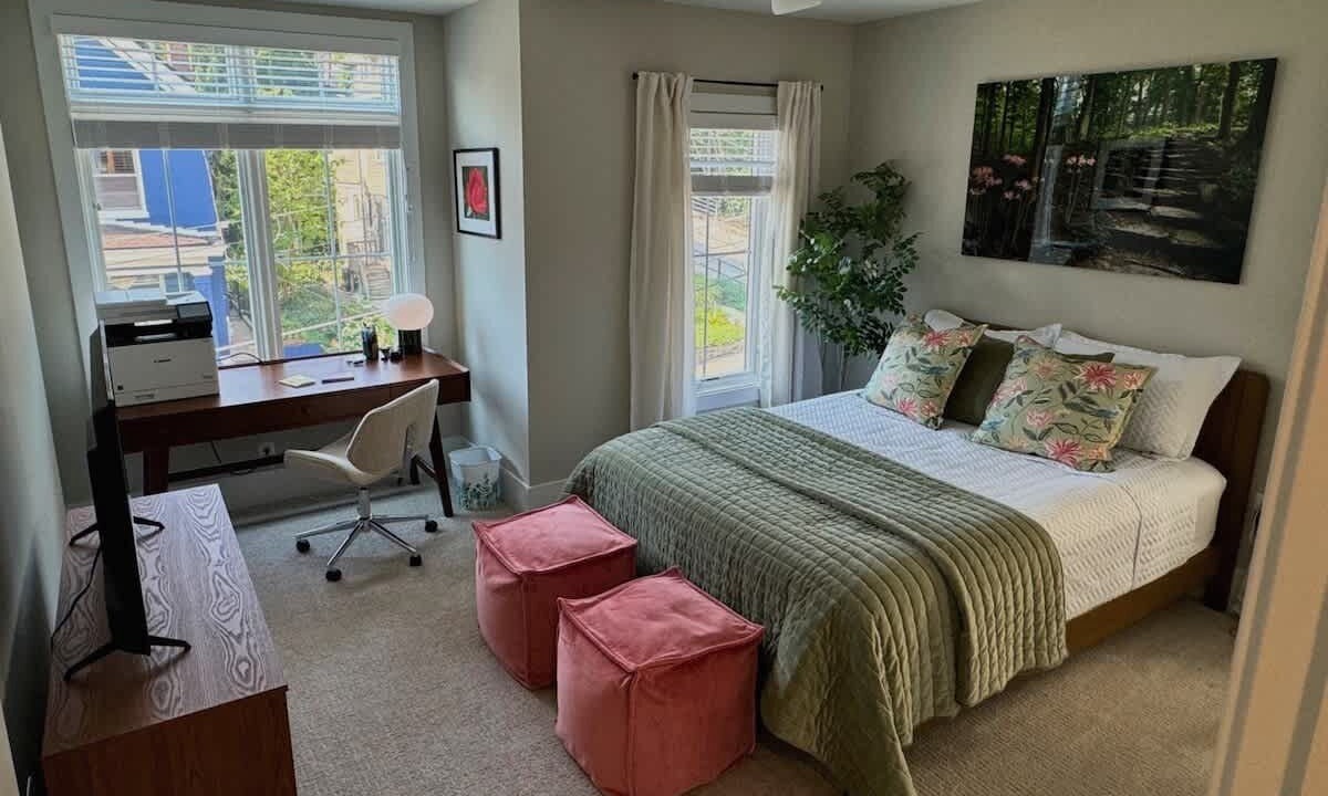 Photo of Bedroom in Mount Adams