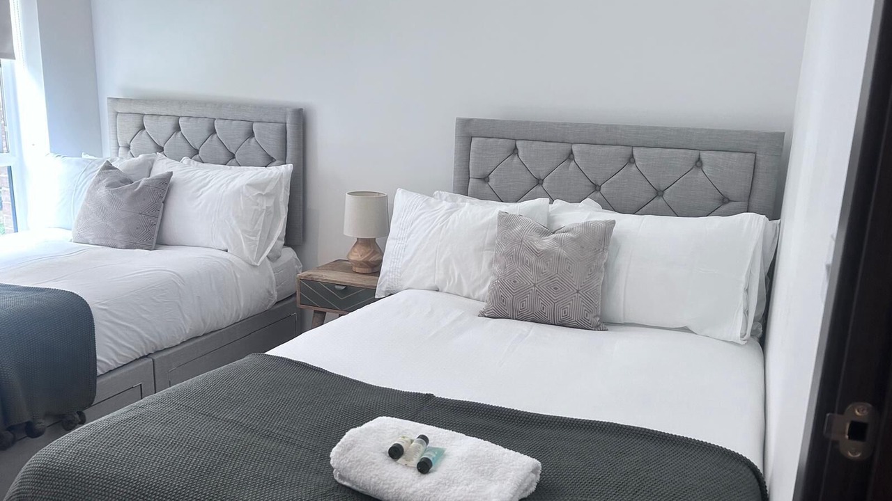 Photo of Others in Harlow