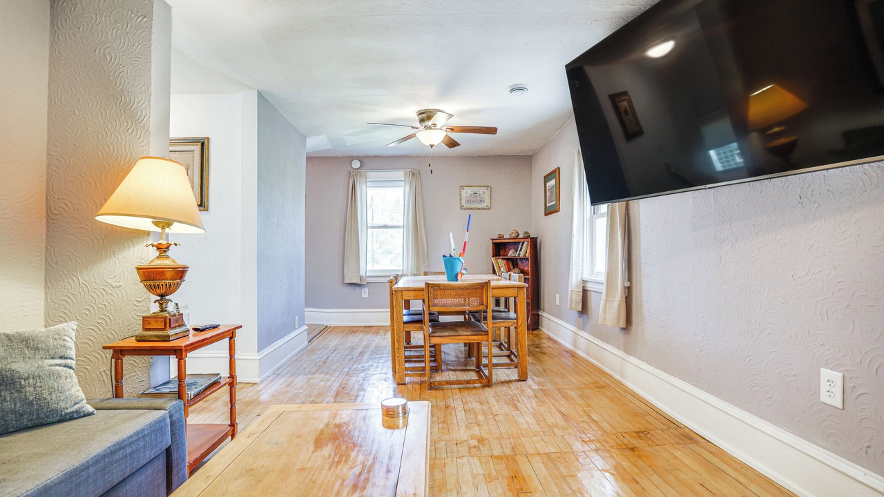Photo of Livingroom in Mound