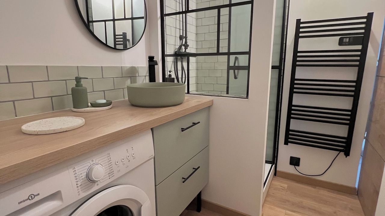 Photo of Bathroom in Calais