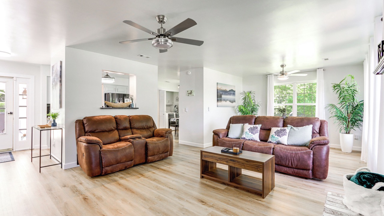 Photo of Livingroom in Springdale