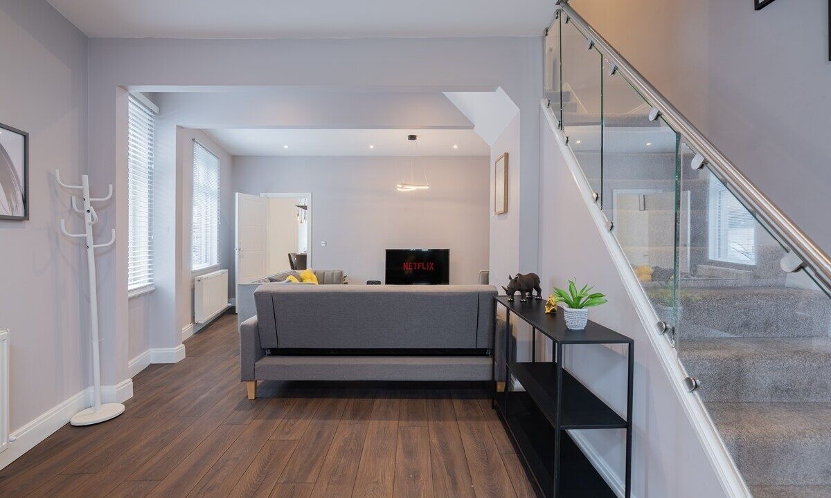 Photo of Livingroom in Northumberland Park