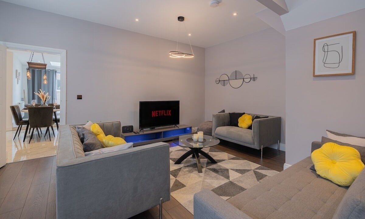 Photo of Livingroom in Northumberland Park