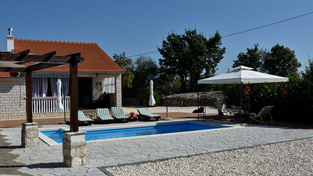 Photo of Outdoor in Bristane