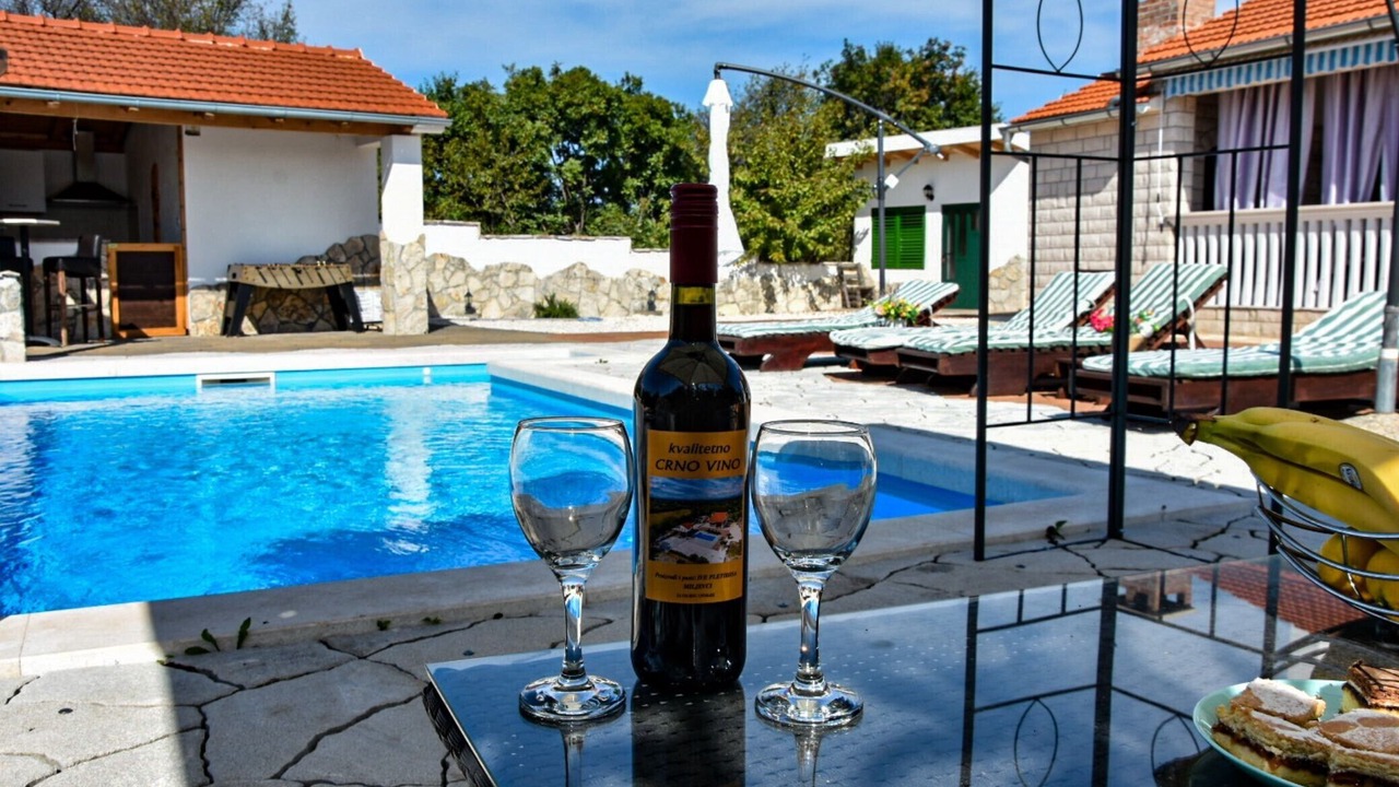 Photo of Outdoor in Bristane