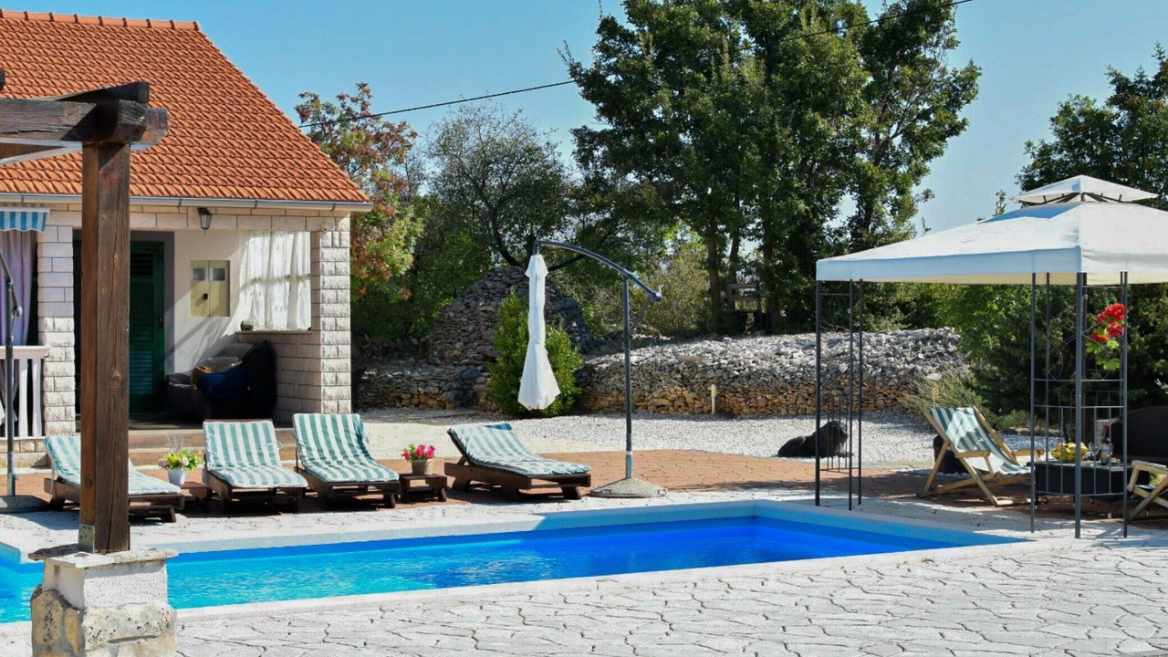 Photo of Outdoor in Bristane