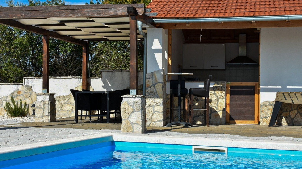 Photo of Outdoor in Bristane