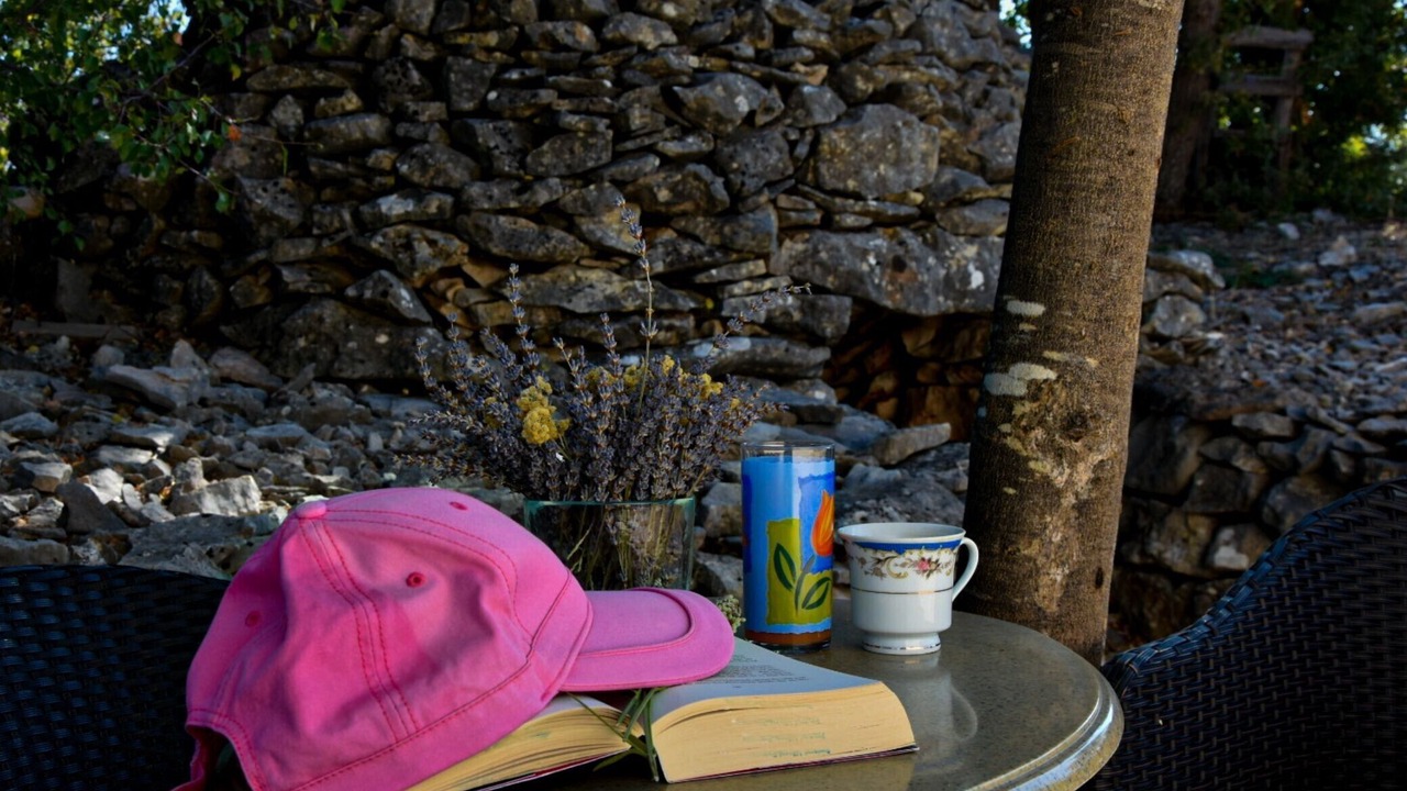 Photo of Others in Bristane